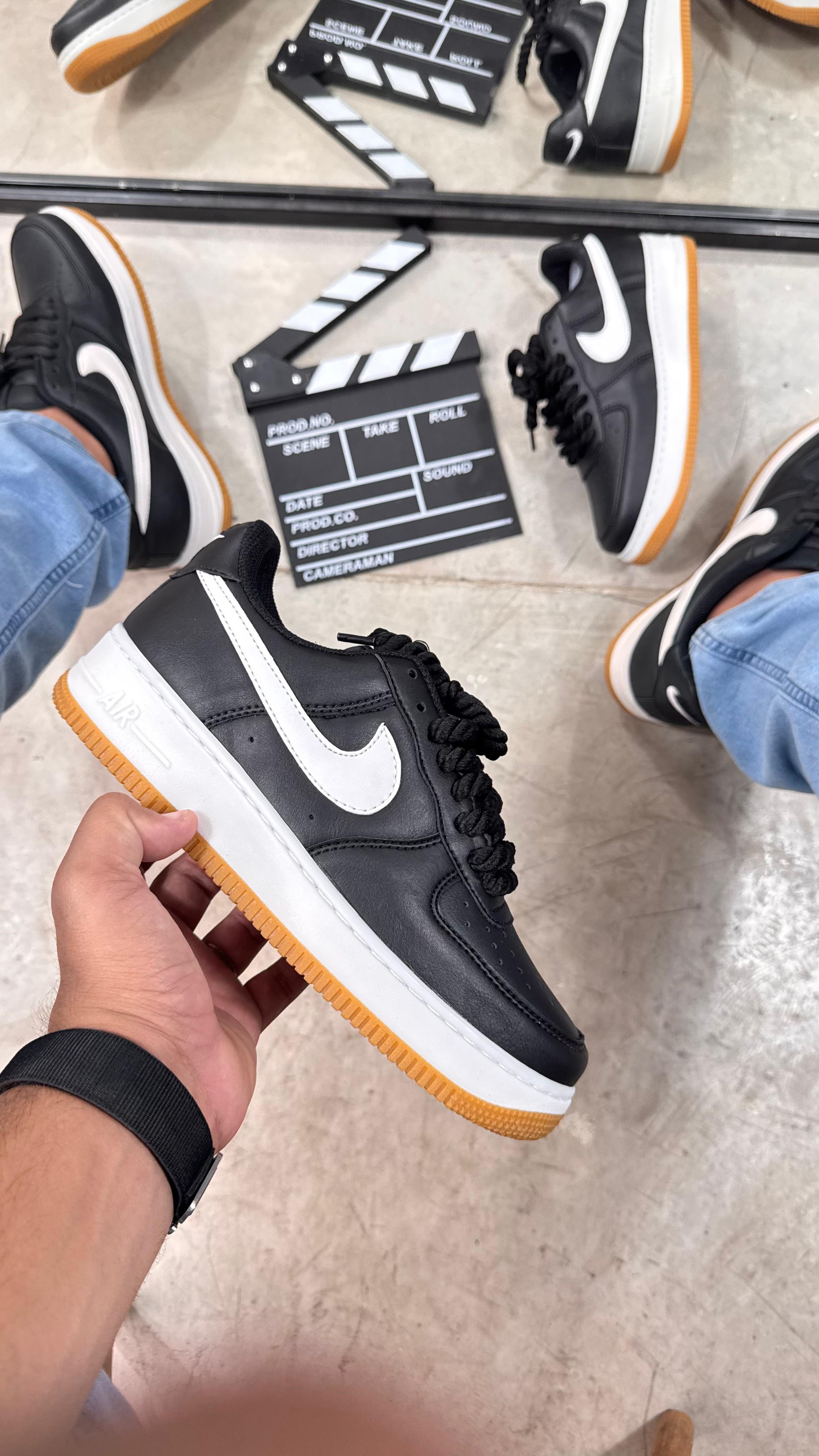 Nike Air Force 1 Luxo Black