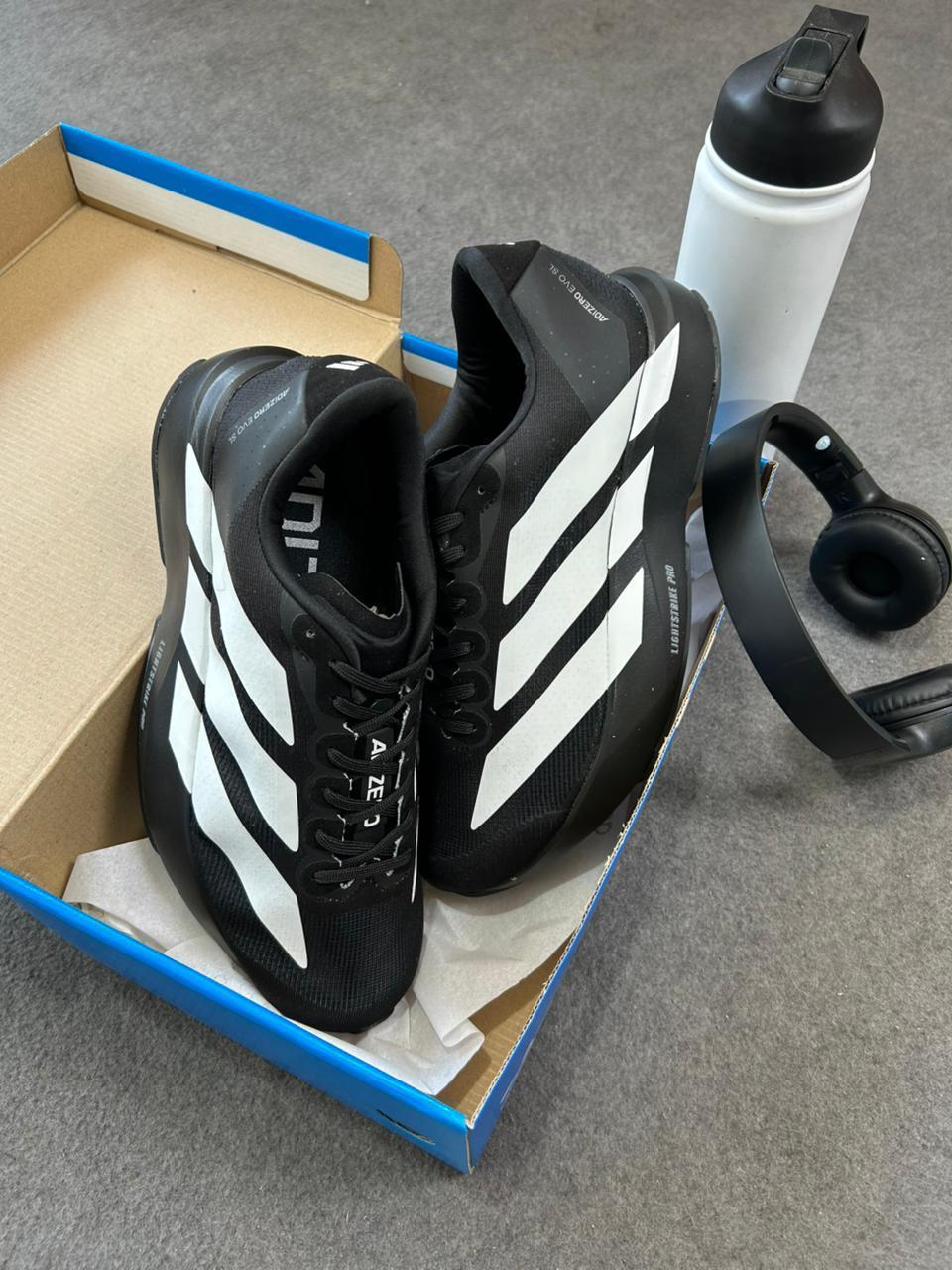 ADIDAS ADIZERO EVO