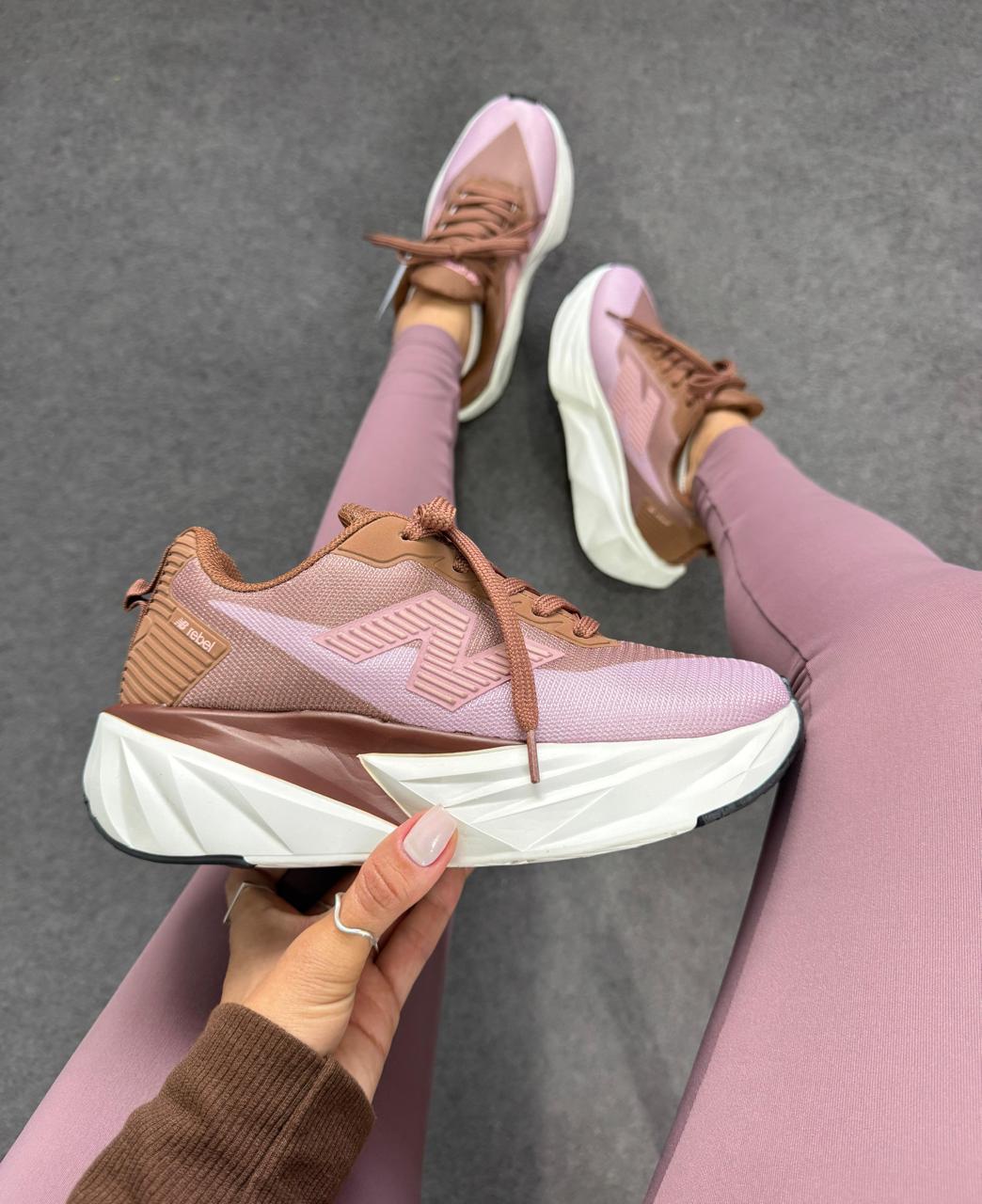 NEW BALANCE FUEL CELL REBEL