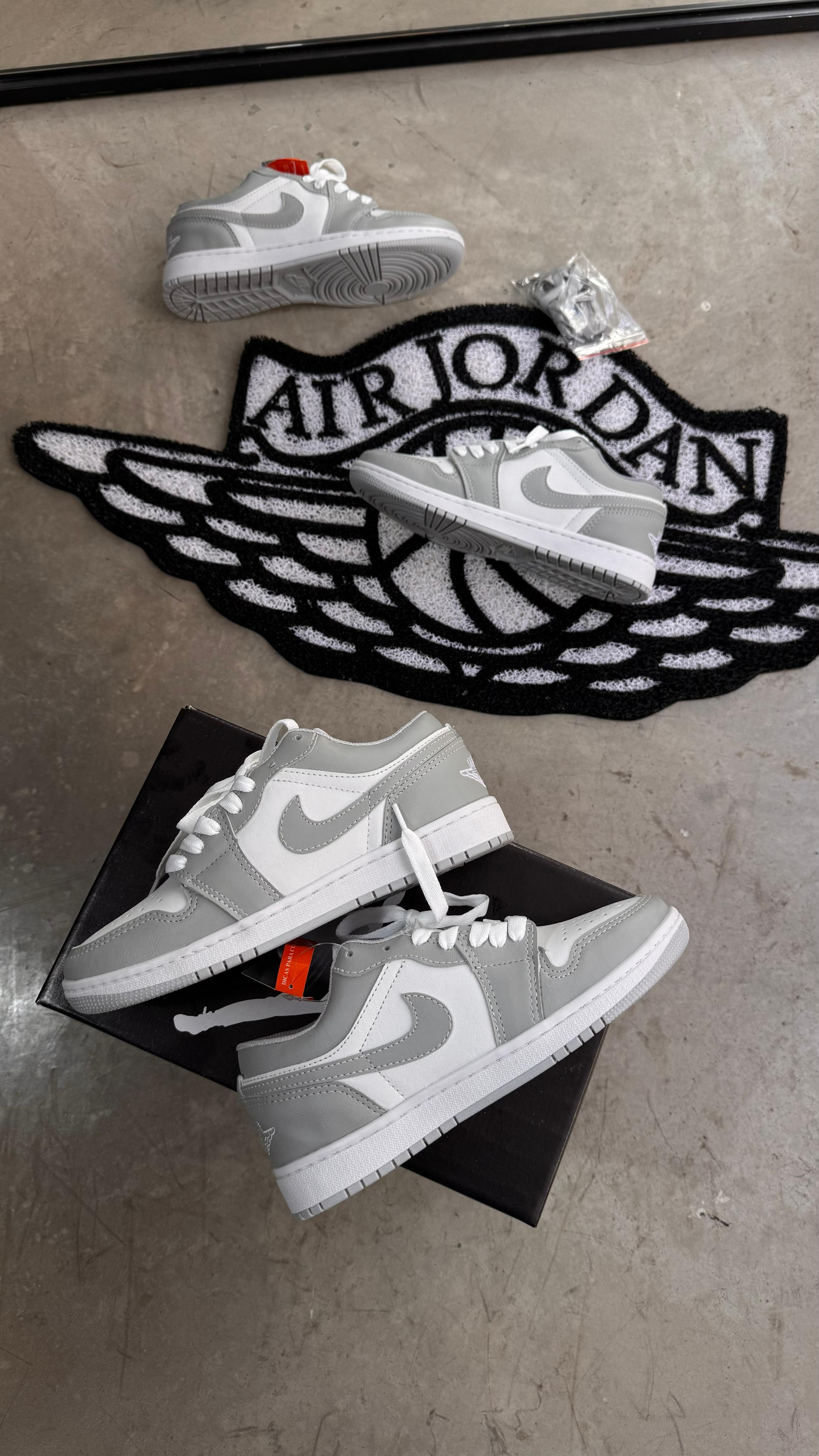 Air Jordan Cinza