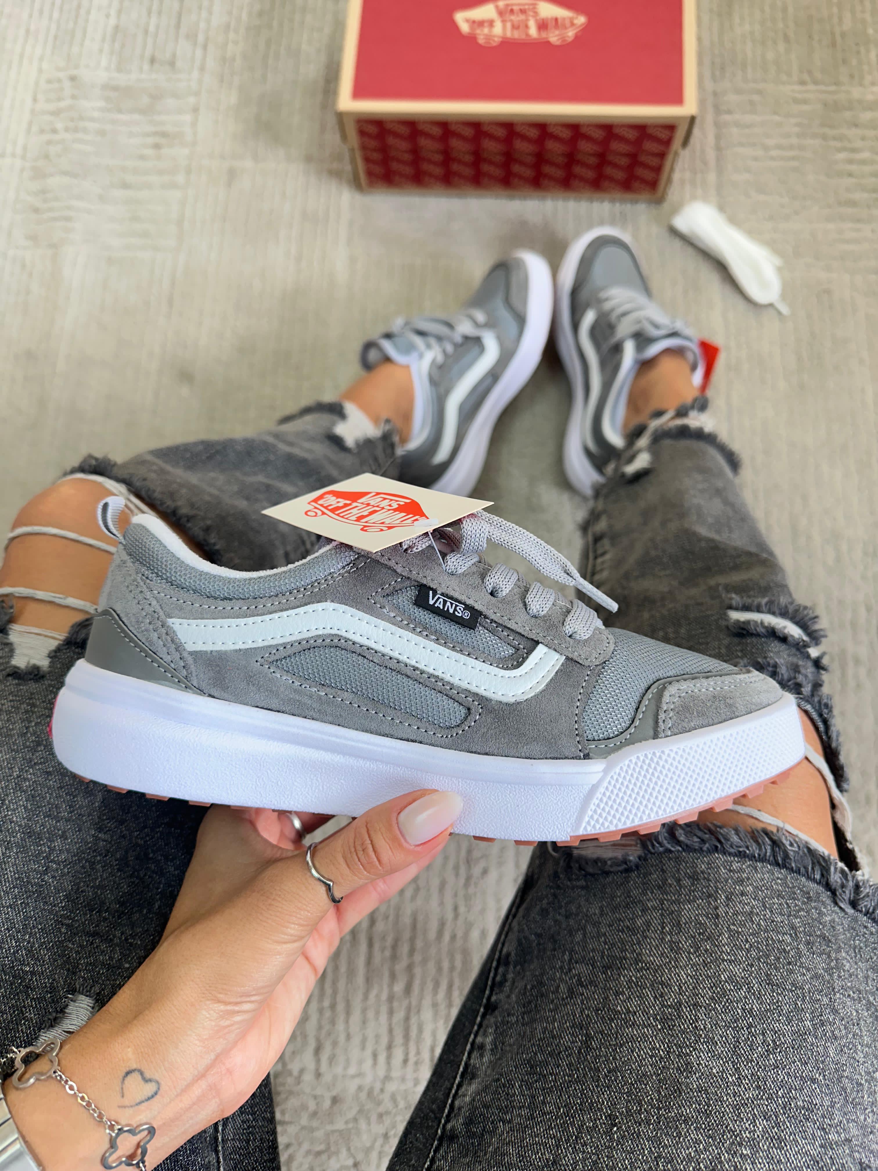 VANS ULTRARANGE