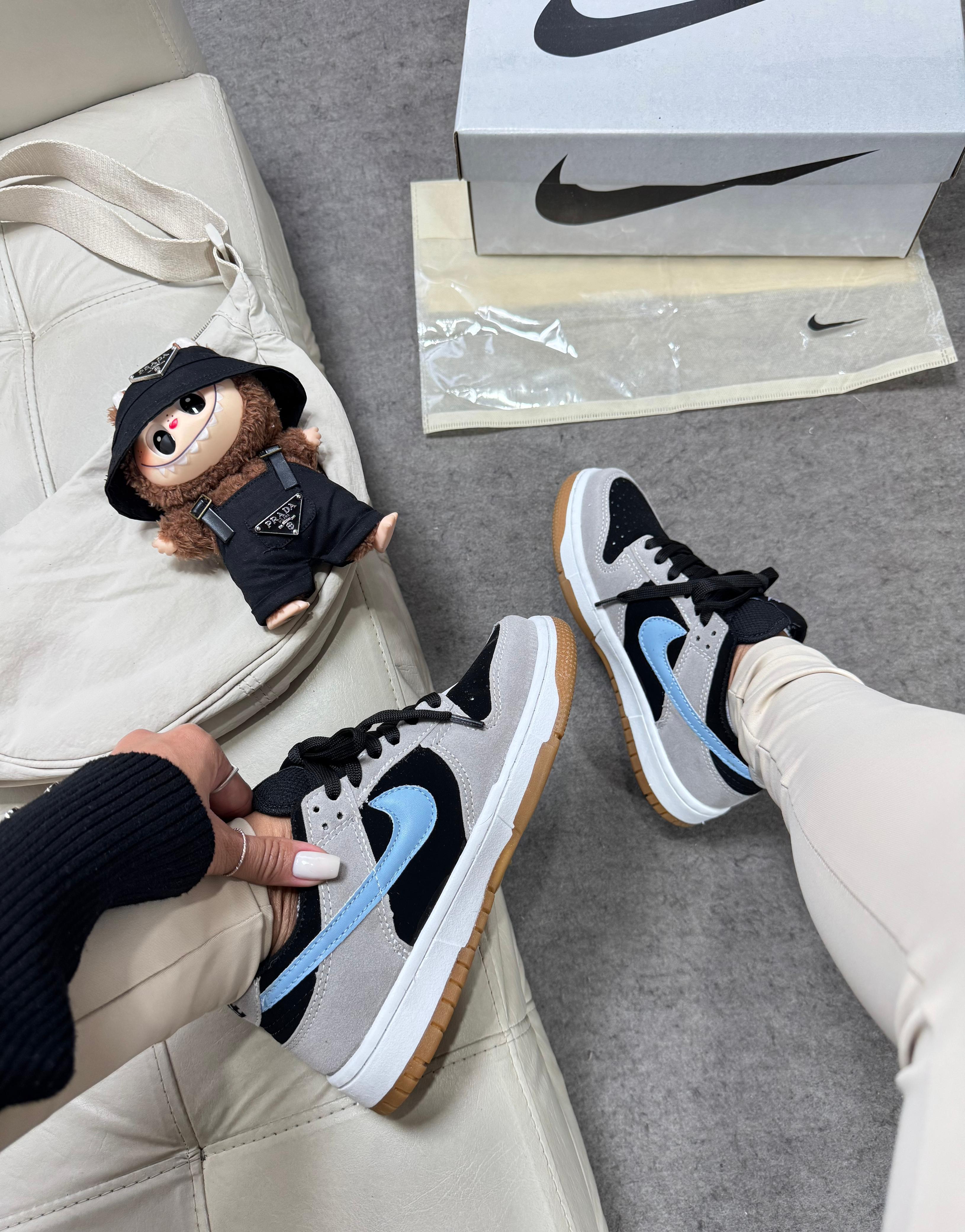 Nike Sb Labubu Cinza