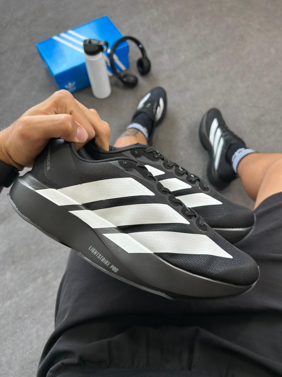 ADIDAS ADIZERO EVO