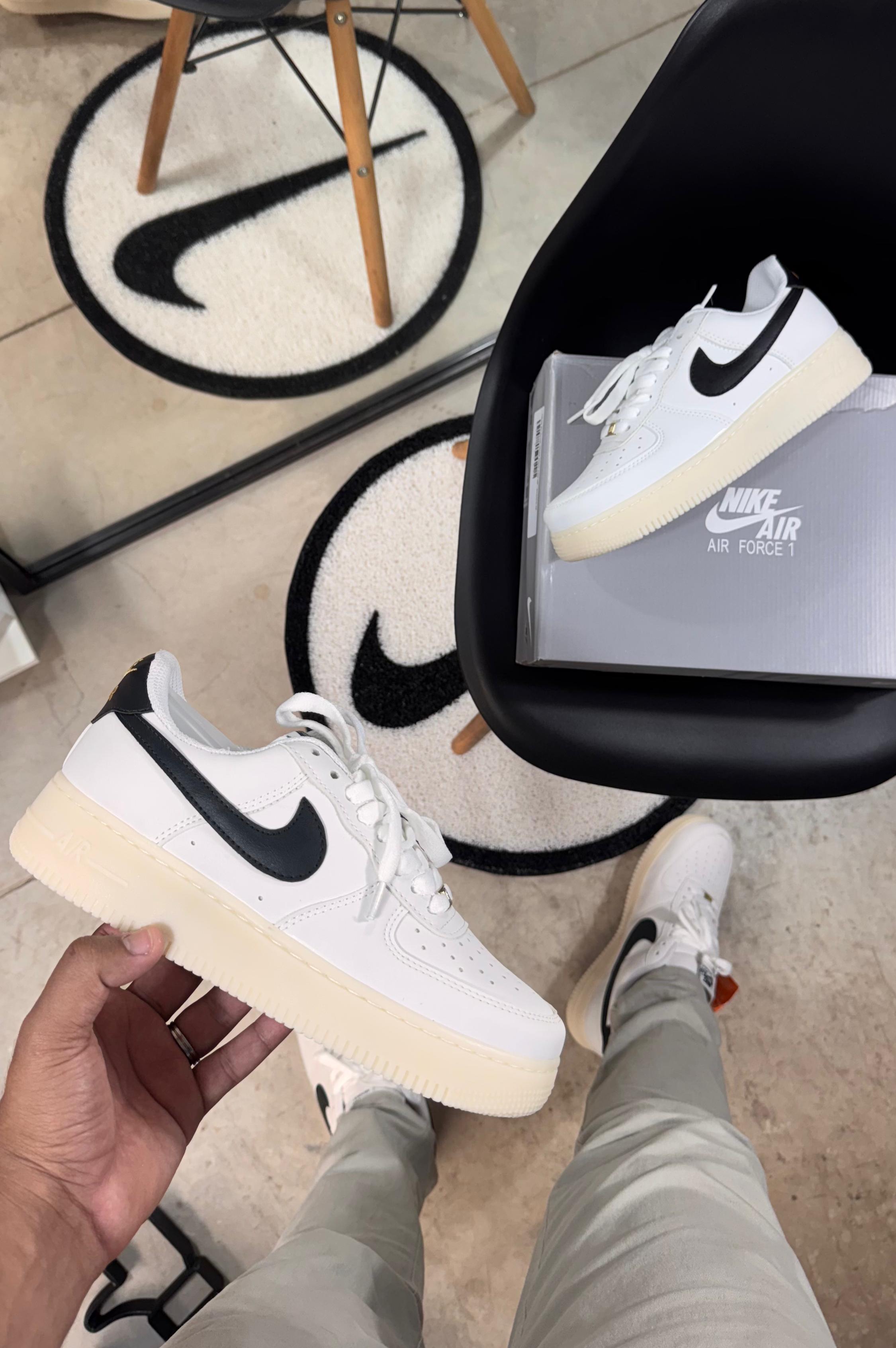 Nike Air Force 1 Off-White