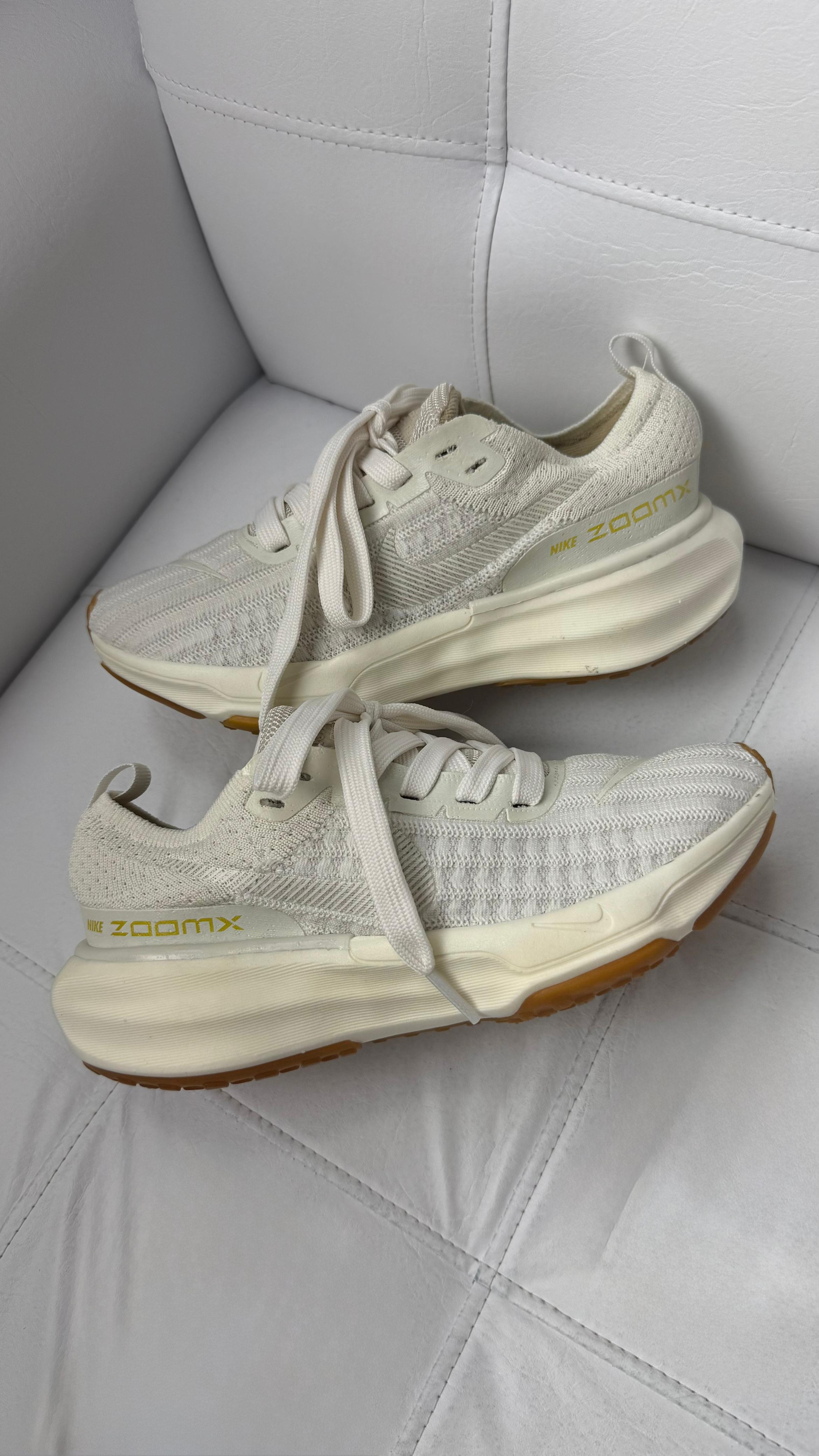 NIKE INVICINBLE RUN X