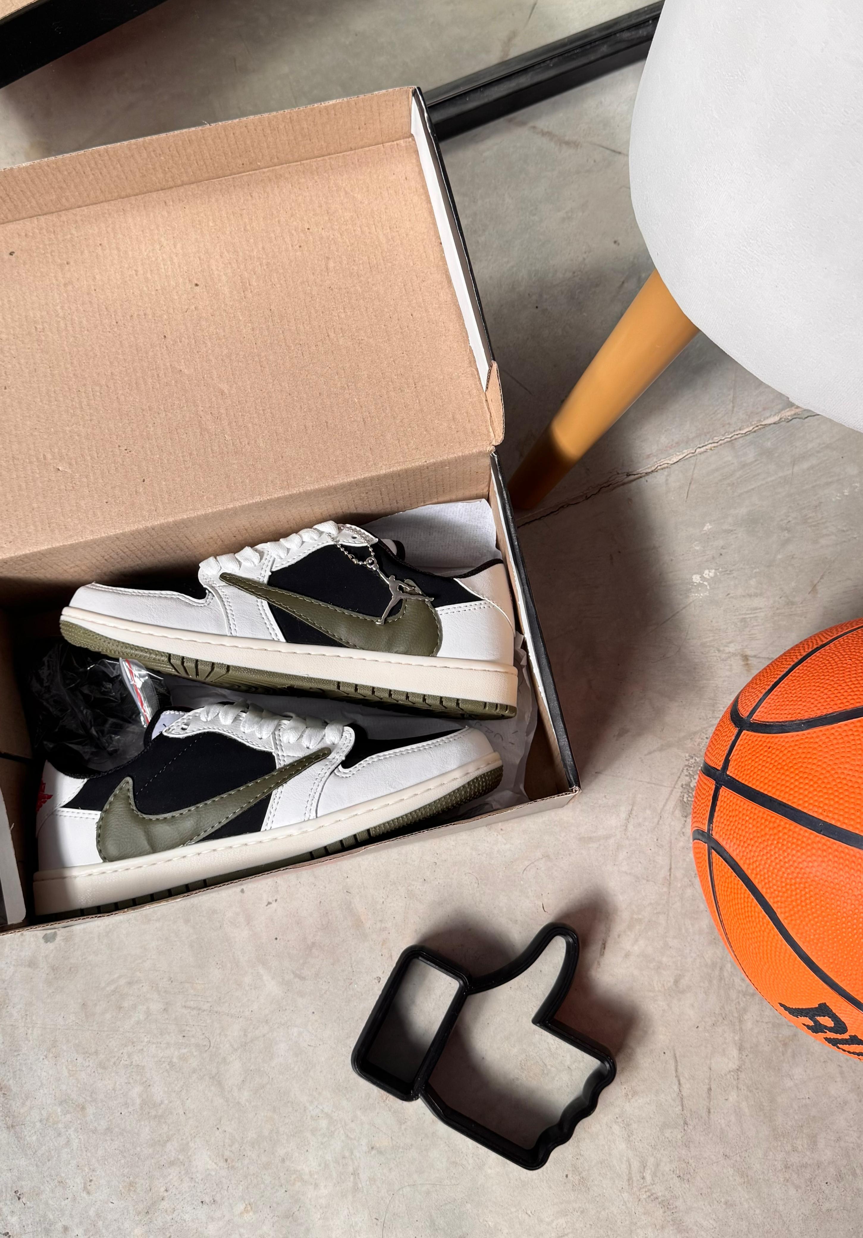 Air Jordan Travis Scott Black Phantom