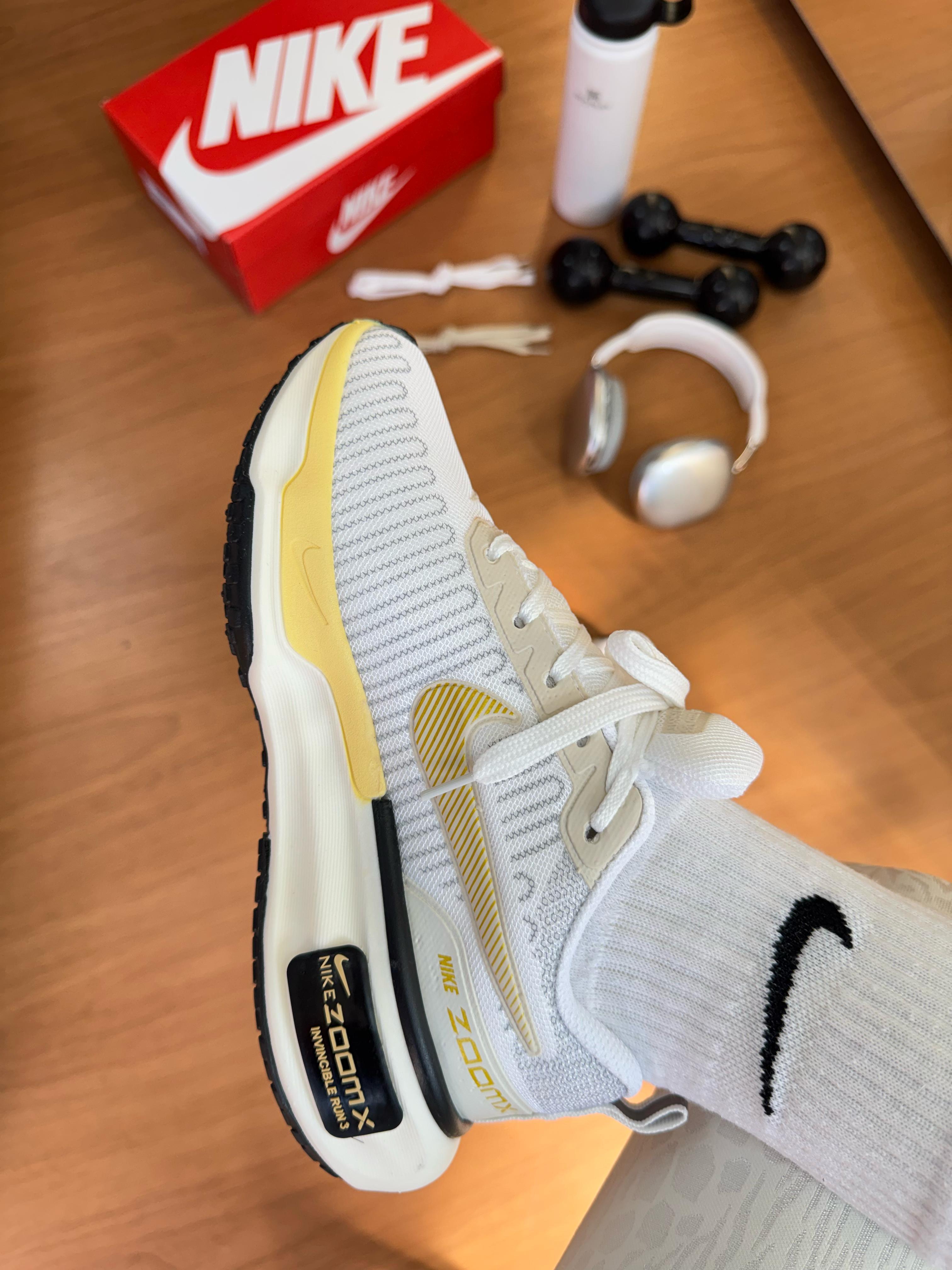 Nike Invincible X Run