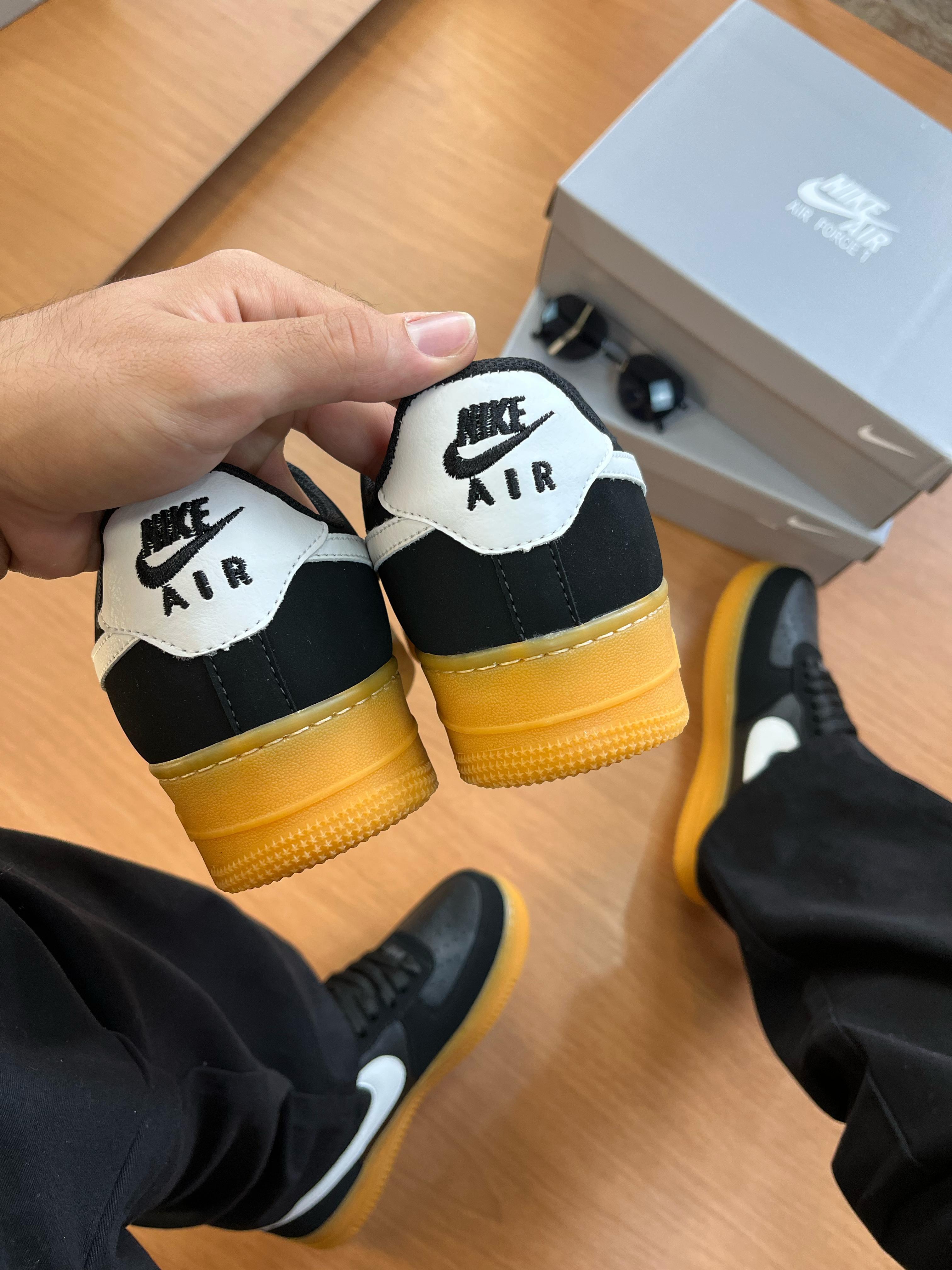 Nike Air Force 1 Luxo