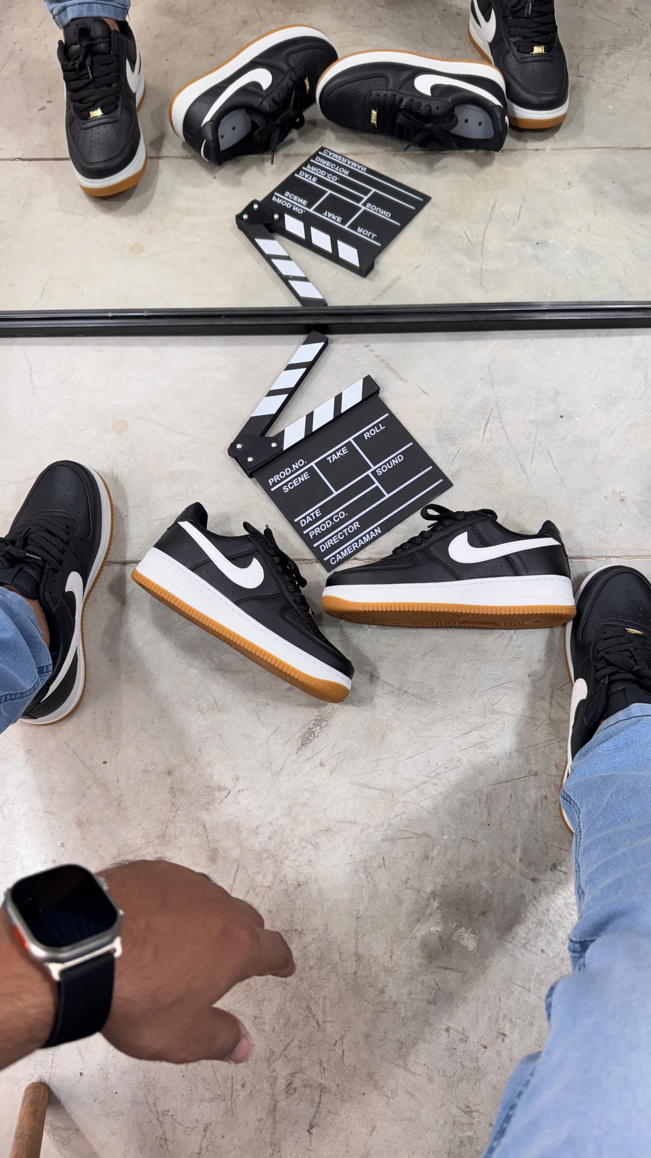 Nike Air Force 1 Luxo Black