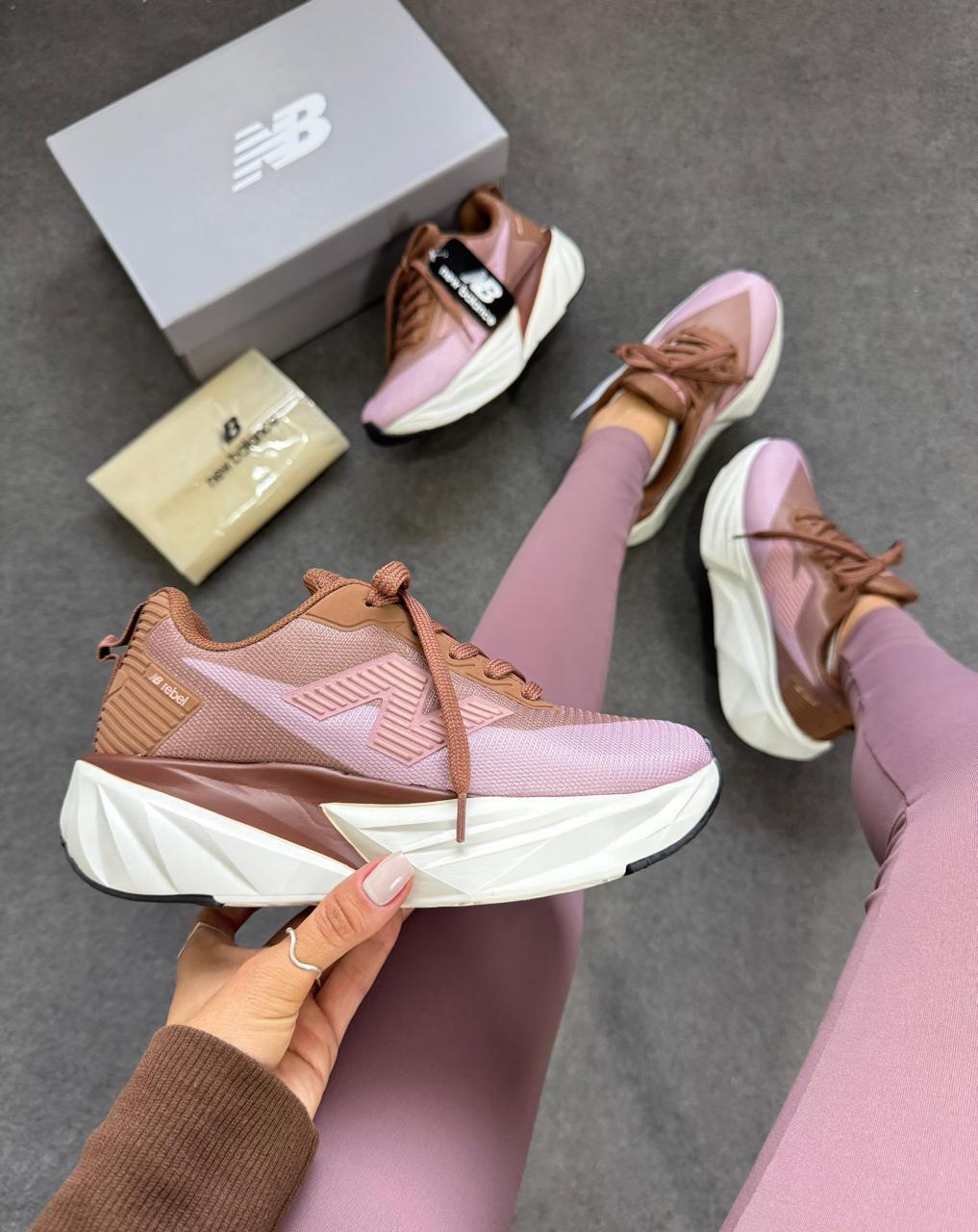 NEW BALANCE FUEL CELL REBEL